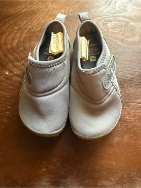 Toddler Slip-On Walker Shoes in Gray